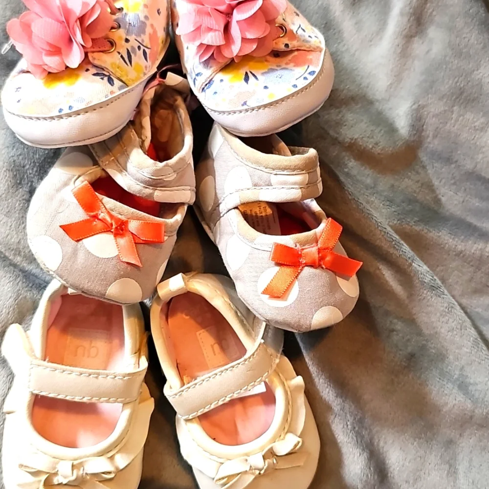 I Three Pair Bundle- Carters Baby Of Mine NB Sandals Cute Adorable NWOT